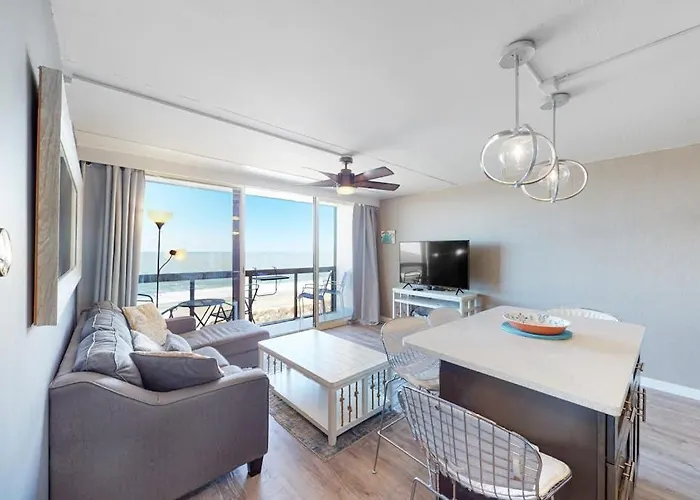 Golden Sands 606 *