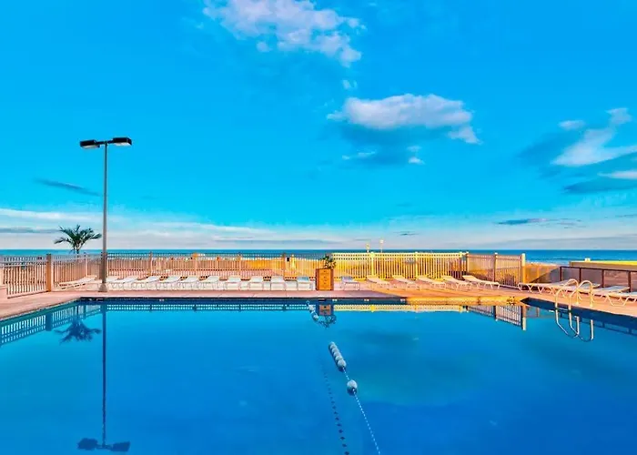 Golden Sands 606 Holiday home